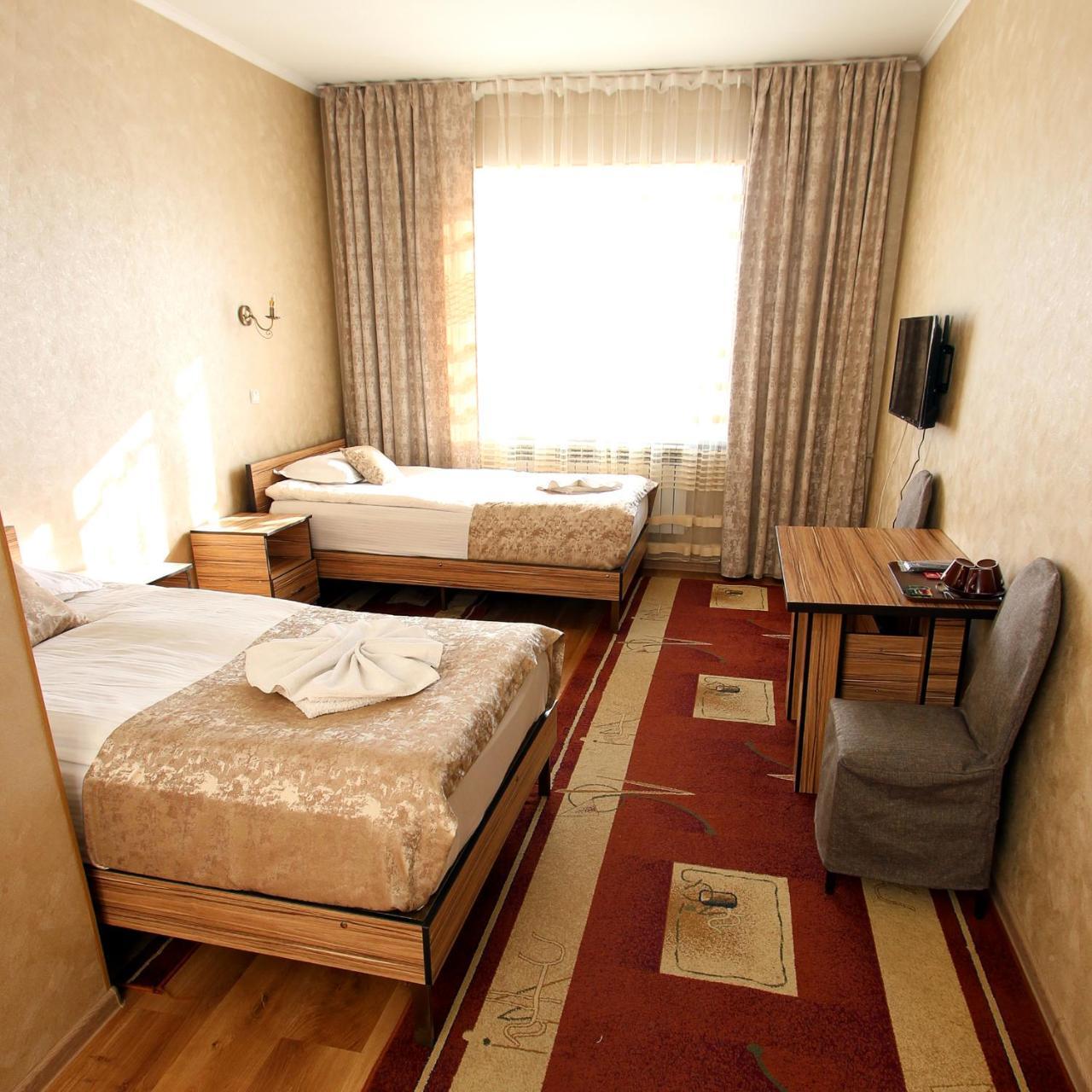 קראקול Madanur Hotel מראה חיצוני תמונה